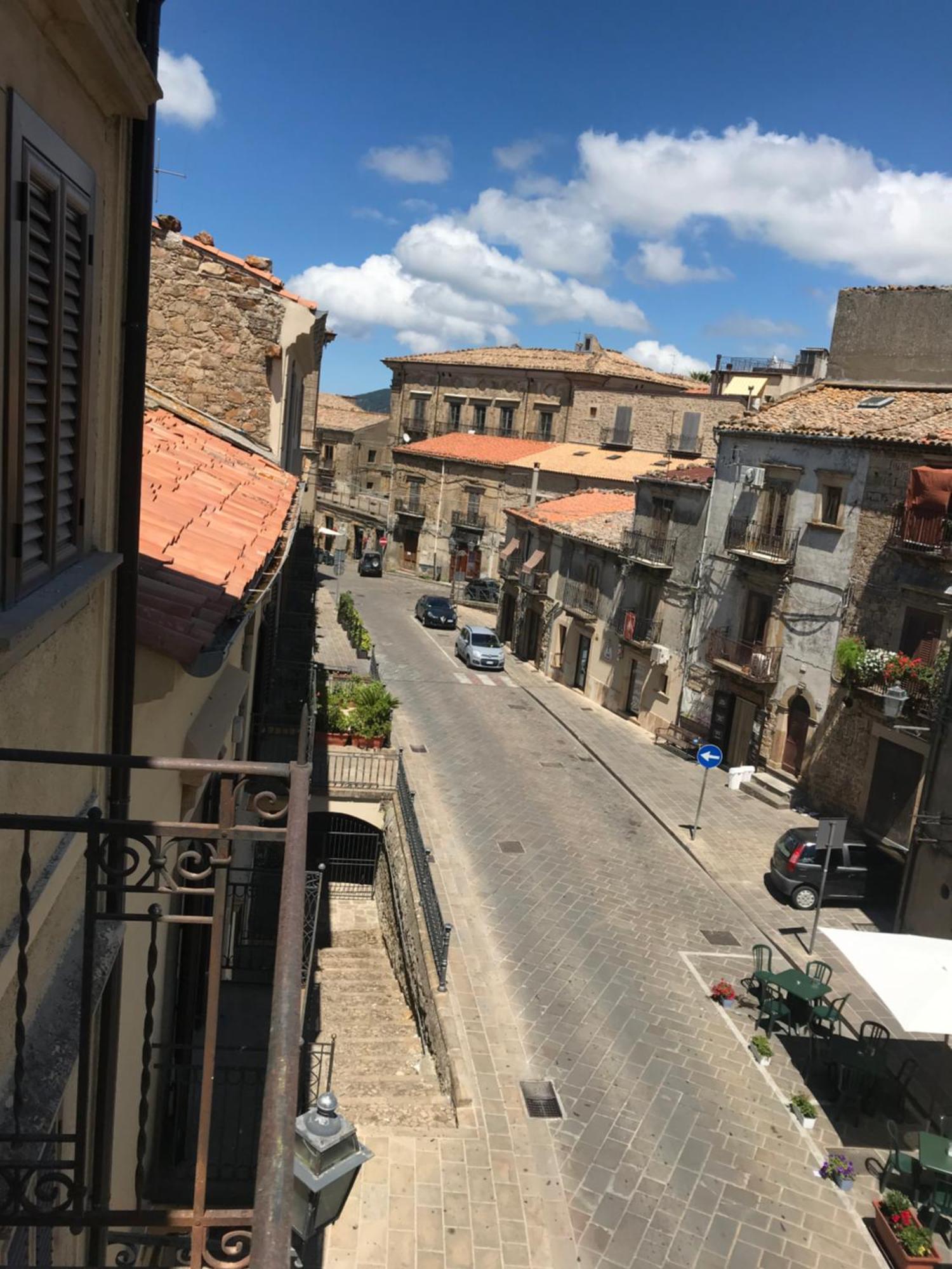 Al Centro Casa Vacanze Mistretta Værelse billede